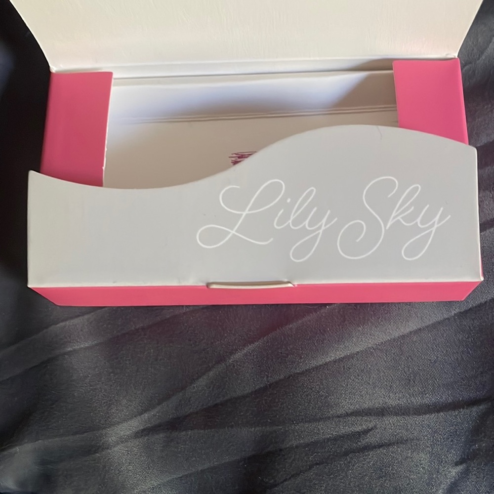 Lily Sky Necklace and Earring set